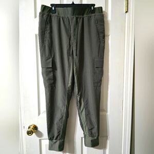 Jolt Army Green Cargo Joggers, Elastic Waist w/Drawstring, Pull-On Pants, EUC!